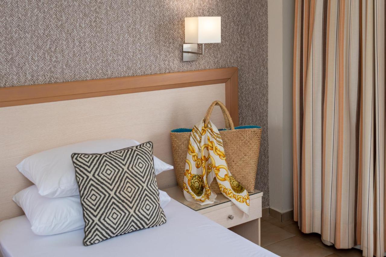 Dedalos Hotel 玛利亚 外观 照片