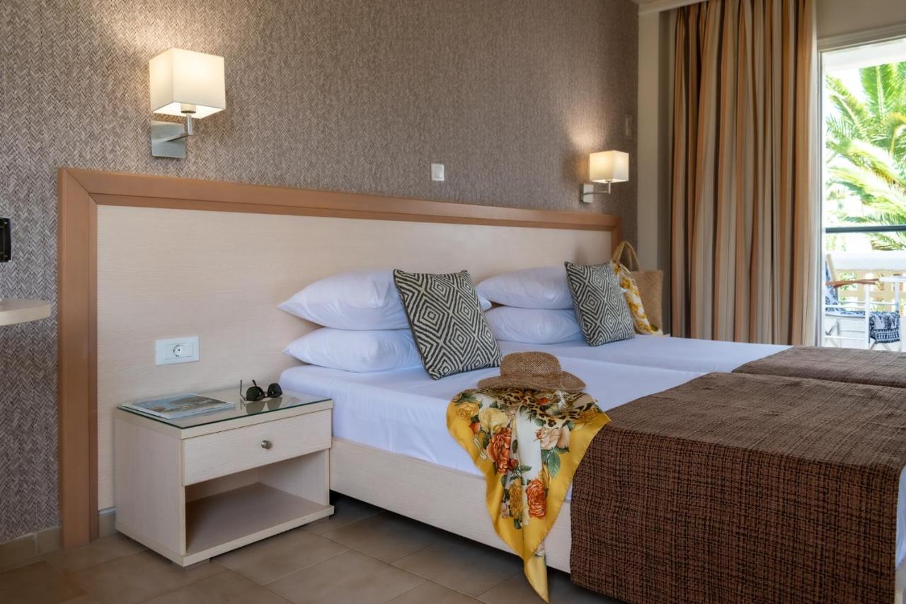 Dedalos Hotel 玛利亚 外观 照片