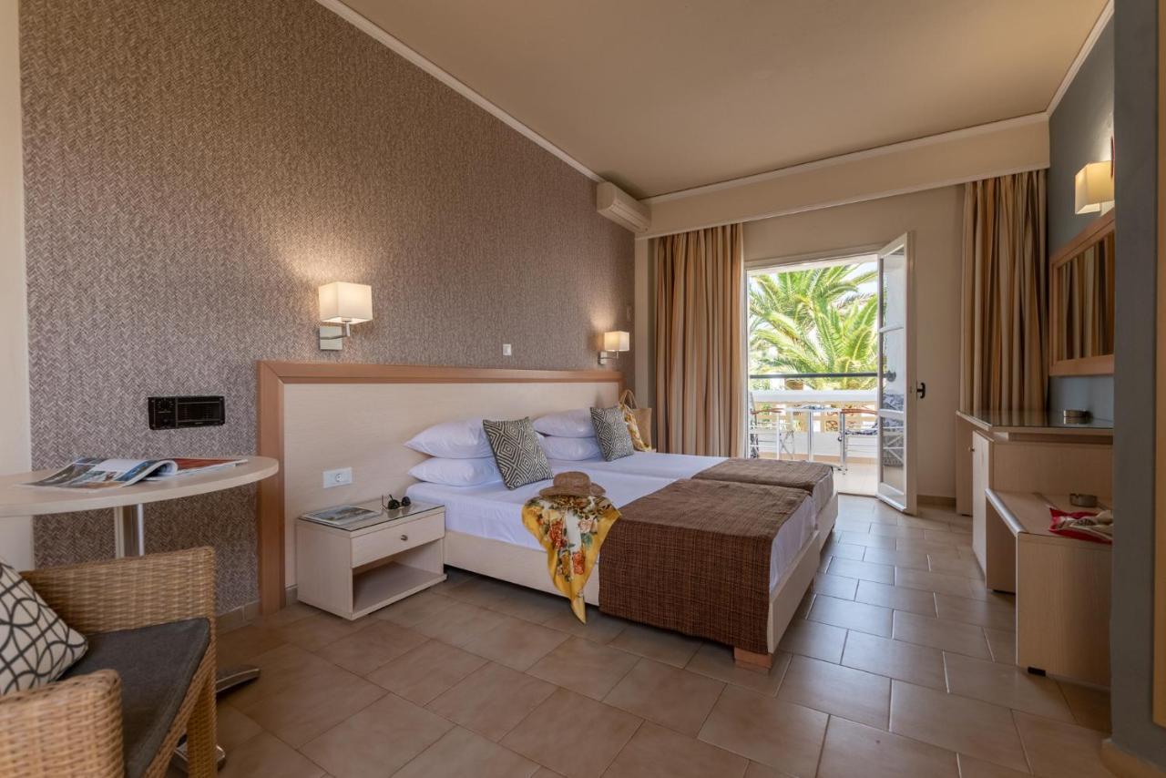 Dedalos Hotel 玛利亚 外观 照片