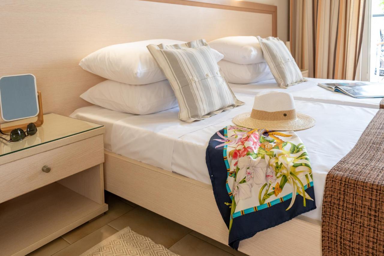 Dedalos Hotel 玛利亚 外观 照片